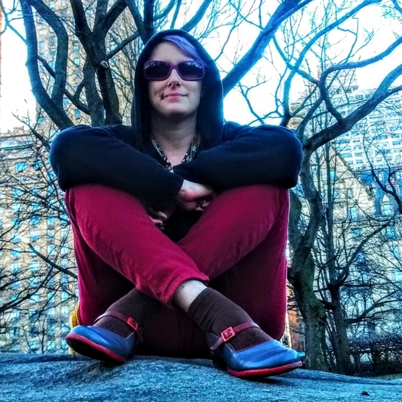 Meet your Posher, Jill - Picture 2 of 2